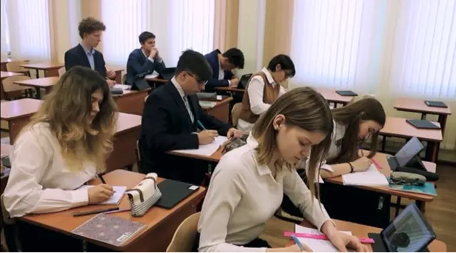 Сложно ли пронести гаджет в школу